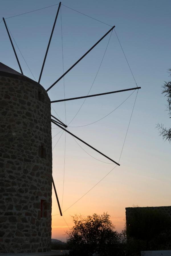 Marketos Windmill And Houses Trypiti Zewnętrze zdjęcie